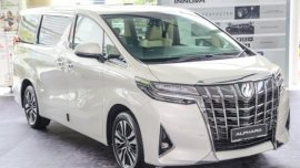 Previewing the refreshed 2018 Toyota Alphard & Vellfire in Malaysia