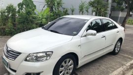 Toyota Camry 2007 2.4V White Sedan For Sale 