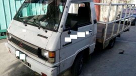 Mitsubishi L300 FB 2004 dropside FOR SALE