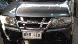 Isuzu Crosswind XUV 2010 Gray SUv For Sale 