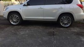 FOR SALE 2007 Toyota Rav4 super fresh
