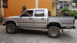 Toyota Hilux 4x4 3L FOR SALE