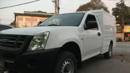 Isuzu Dmax 2009 Diesel White For Sale 