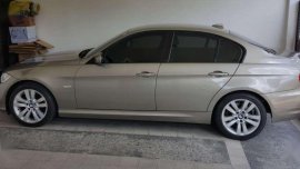 Rush Sale BMW 320D 2011 with discount to end users
