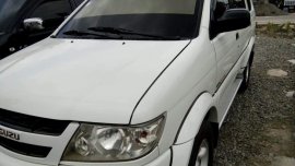 Isuzu Crosswind Sportivo body manual diesel 2005 for sale