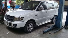 2015 Isuzu Crosswind XT for sale