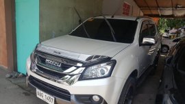 Isuzu MU-X 2015 A/T for sale