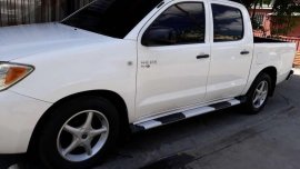 Toyota Hilux 2006 2.5 d4d diesel engine for sale