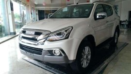 Isuzu Mu-x D-max Crosswind Trucks 2018 for sale