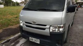 2015 Toyota Hiace commuter diesel manual METALLIC GRAY for sale
