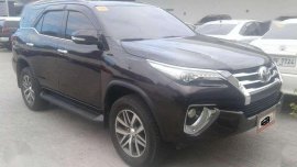 2016 TOYOTA Fortuner V dsl AT FOR SALE