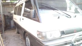 Hyundai Grace exceed looks 1991 model FOR SALE