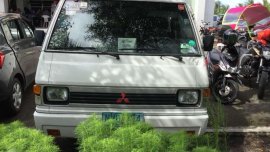 Mitsubishi L300 versa van 2009 for sale 