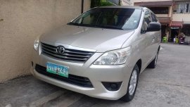 For sale 2012 Toyota Innova E matic