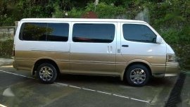 Toyota Hiace Super Grandia 2001 for sale 