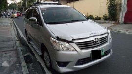 Well-kept Toyota Innova E 2013 for sale