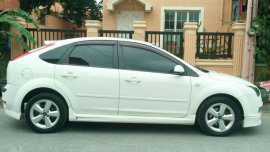 2007 Ford Focus hatchback top of the line for sale