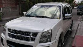 2013 Isuzu Alterra urban cruiser X Pearl White original paint