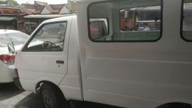 Good as new Nissan Vannete for sale