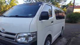 2012 Toyota Hiace commuter for sale 