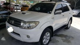 Toyota Fortuner V 4x4 AT Diesel 2009 for sale