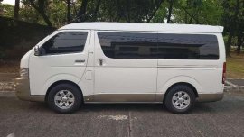 Toyota Super Grandia 2 Tone 2010 FOR SALE