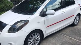 Toyota Yaris  2009 1.5G White Hb For Sale 