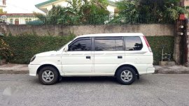 2016 Mitsubishi Adventure GLX All Power - 16