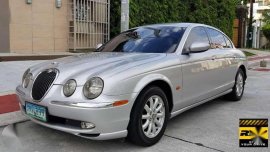 2004 Jaguar S Type Leather interior