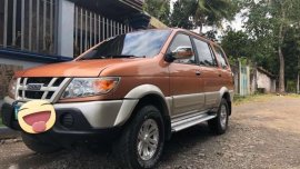Isuzu Crosswind XUV 2010 AT Orange For Sale 