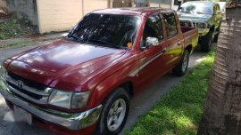 Toyota hilux 2004 for sale