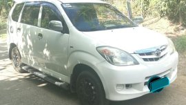 Well maintained Toyota Avanza J manual 2011 for sale