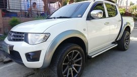 2010 Mitsubishi Strada Glx for sale