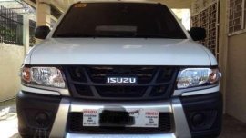 2017 Isuzu Crosswind XL FOR SALE 