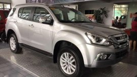 Brand New 2018 3.0 Isuzu MUX LS-A Automatic Trans.