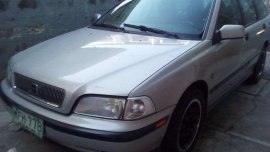 Volvo V40 Wagon 1999 "> Top the LIne