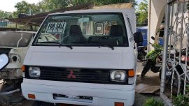 2005 Mitsubishi L300 de luxxe van 2005 model