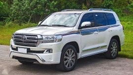 2018 Toyota Land Cruiser Platinum Edition