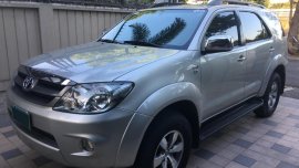 Well maintained Toyota Fortuner 2006