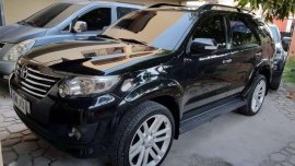 2012 Toyota Fortuner better than montero everest innova mux trailblazer fj