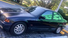 Hi selling my 1997 BMW 320i