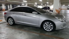 Dec 2011 Hyundai Sonata Premium 2.4 Lt