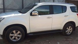 2016 Isuzu Mux 2.5L LS Automatic vs 2015_2017 montero fortuner
