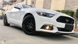 2016 Ford Mustang GT 5.0 camaro challenger 2015 2017