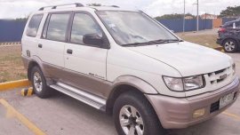 Isuzu Crosswind xuv 2004 model for sale 
