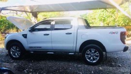 Ford Ranger wildtrak top of the line 4x4 3.2 MT 2014 FOR SALE