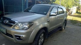 For sale Toyota fortuner G 2006mdl
