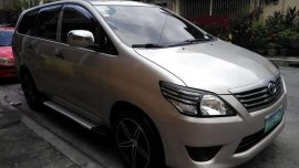 2012 TOYOTA Innova E FOR SALE 
