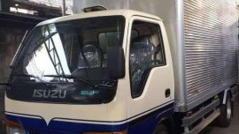 Isuzu Elf Closevan 14ft NKR for sale 