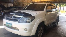 2005 Toyota Fortuner 4x4 V FOR SALE